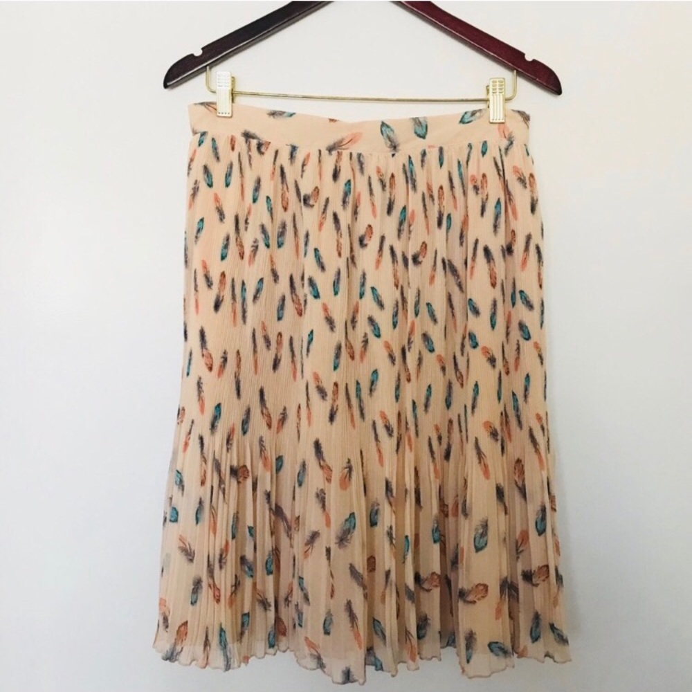 NWT Darling Leanne Pleated Skirt